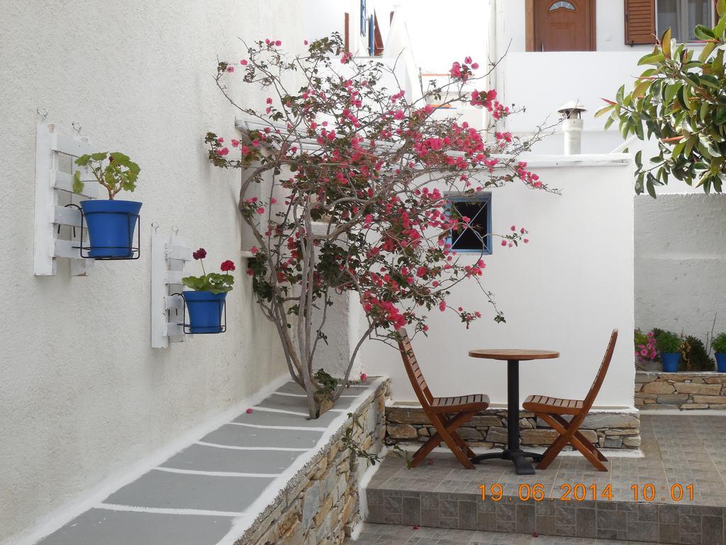Armonia Pension Chora Exterior foto