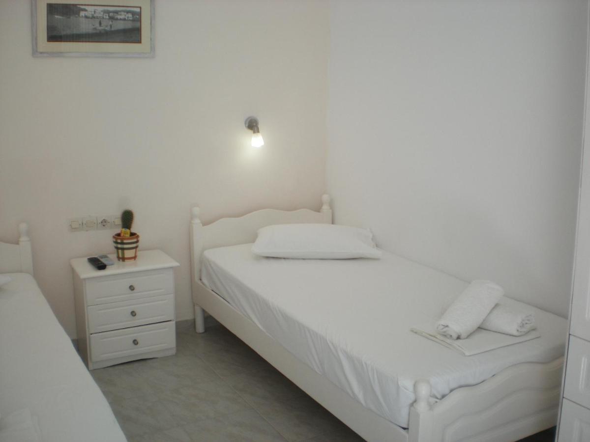 Armonia Pension Chora Exterior foto